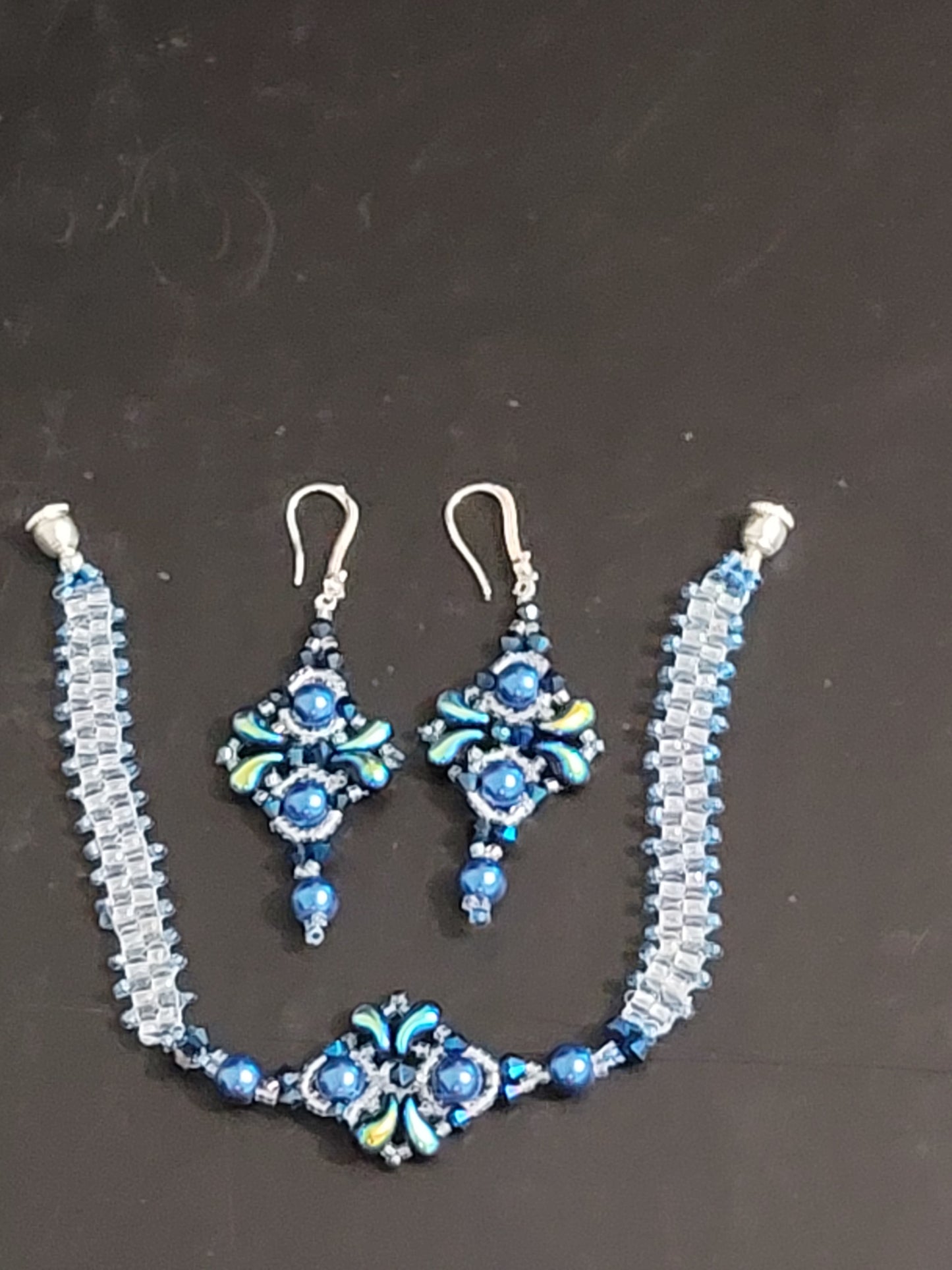 Radiant Bloom in Blue – Bracelet & Earrings Set